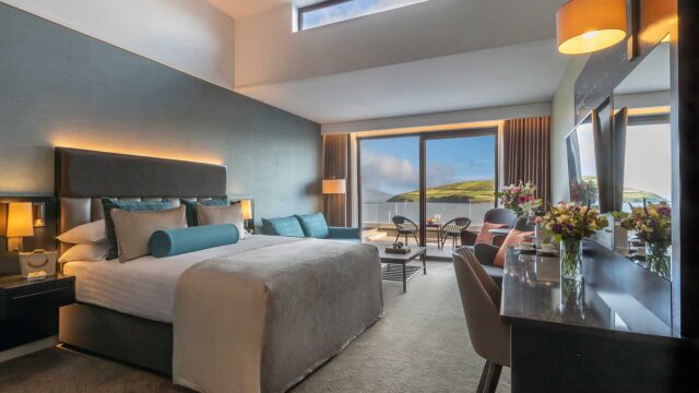 Deluxe-Balcony-Suite-Dingle-Skellig-Hotel