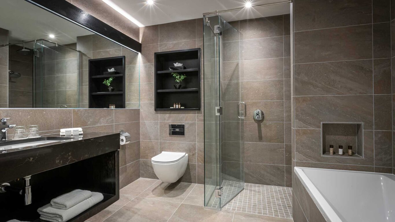 Deluxe-Guest-Bathroom-Dingle-Skellig-Hotel